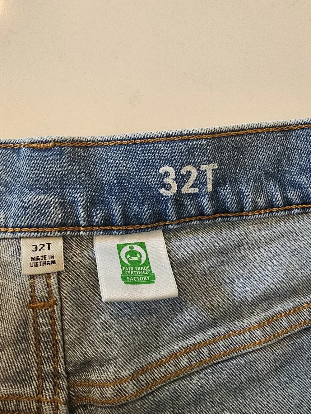 J.Crew Men’s 32T Classic Straight Light Wash Distressed Jeans